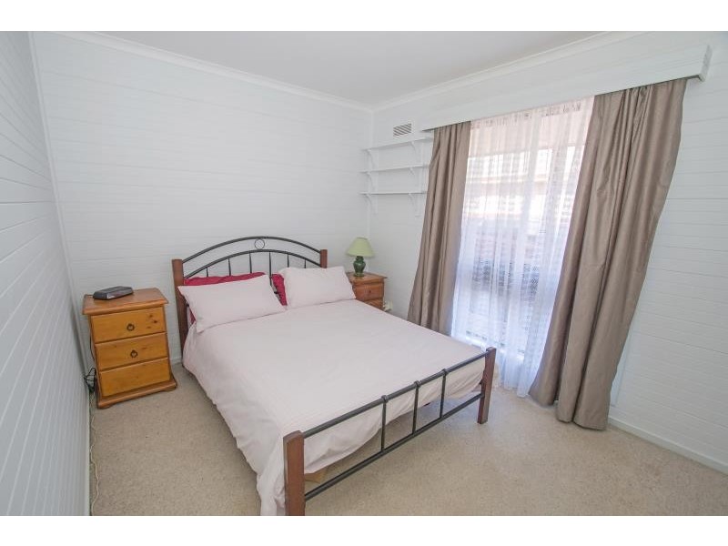 14 Crestmont Drive, Melton South VIC 3338