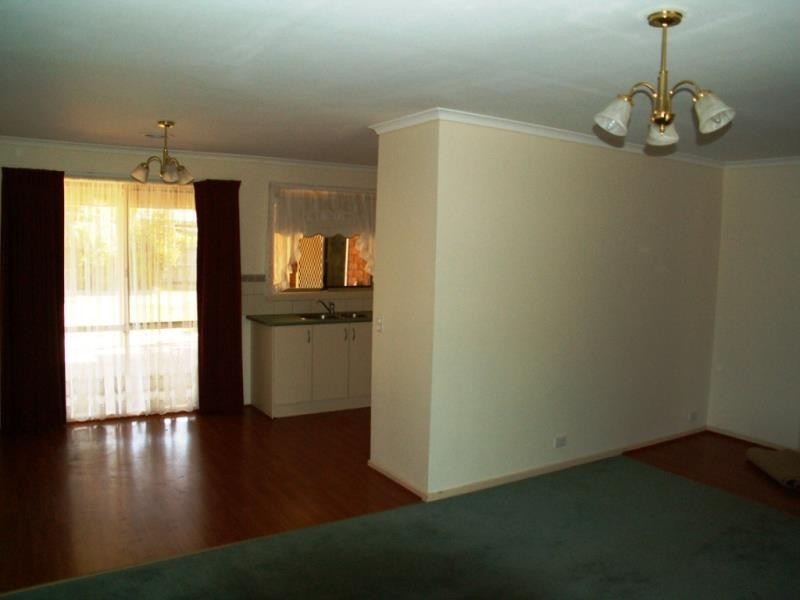 3 Walsingham Crescent, Kurunjang, Kurunjang VIC 3337