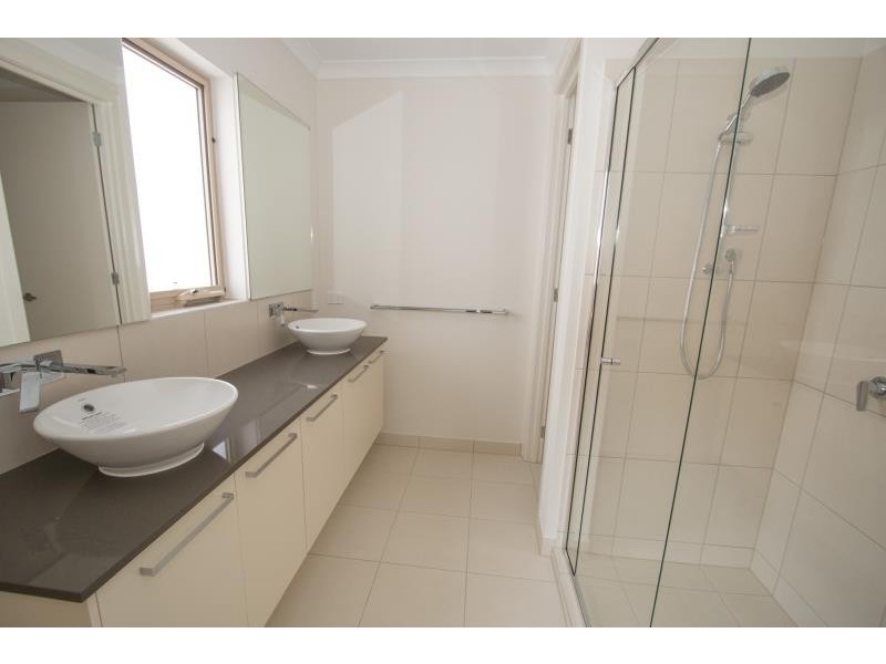 81 Lancefield Circuit, Eynesbury VIC 3338