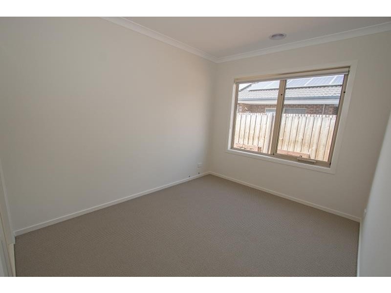 81 Lancefield Circuit, Eynesbury VIC 3338