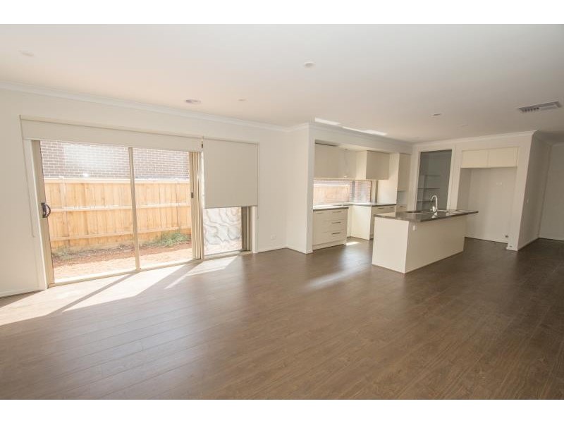 81 Lancefield Circuit, Eynesbury VIC 3338