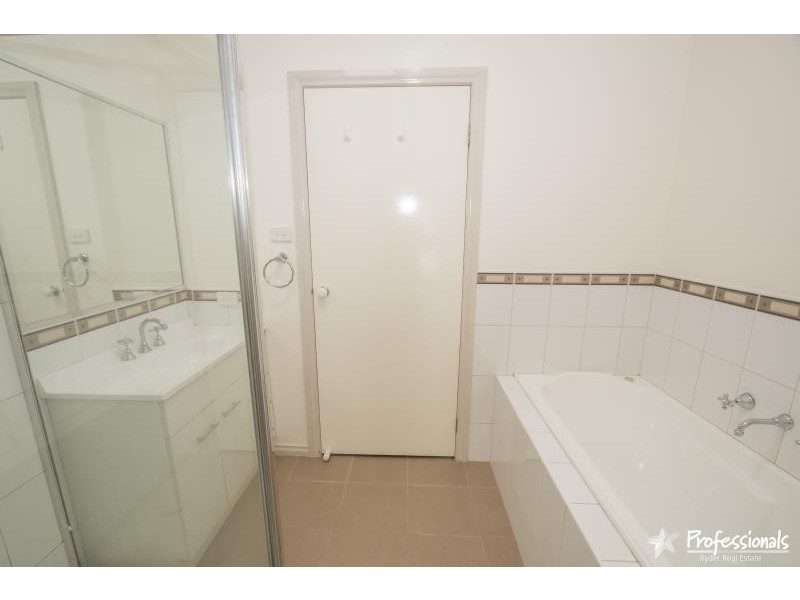 55 Kirkton Drive, Kurunjang VIC 3337