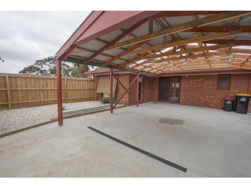 586 High Street, Melton West VIC 3337