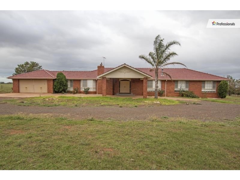 557 Mt Cottrell Road, Melton VIC 3337