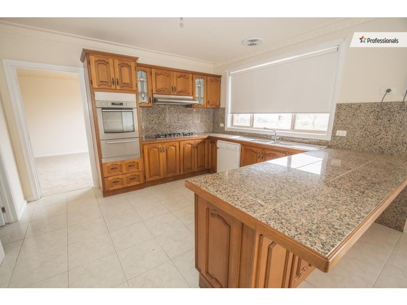 557 Mt Cottrell Road, Melton VIC 3337