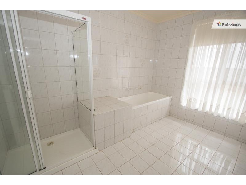 557 Mt Cottrell Road, Melton VIC 3337