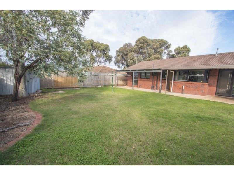1 Perry Close, Melton VIC 3337