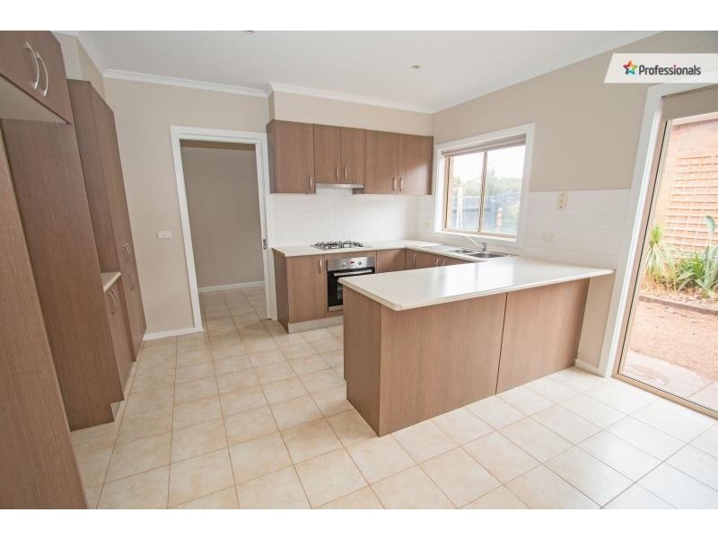 1/81 Kirkton Drive, Kurunjang VIC 3337