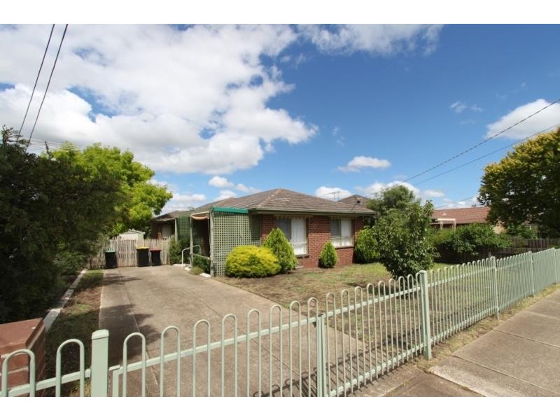 8 Mason Court, Melton VIC 3337