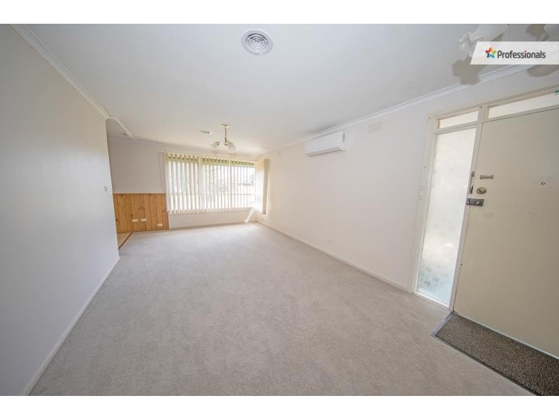 12 Scott Street, Melton VIC 3337