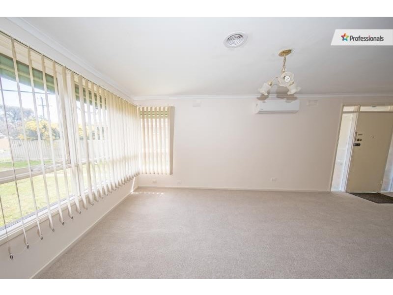 12 Scott Street, Melton VIC 3337