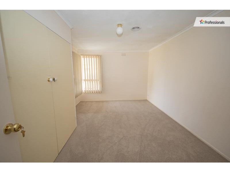 12 Scott Street, Melton VIC 3337