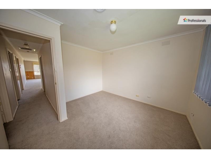 12 Scott Street, Melton VIC 3337