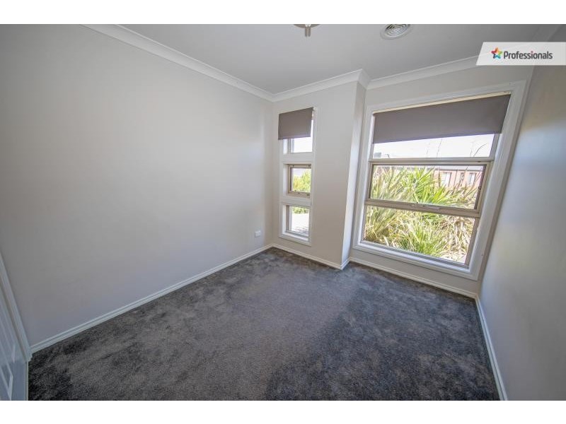 15 Casuarina Court, Melton West VIC 3337