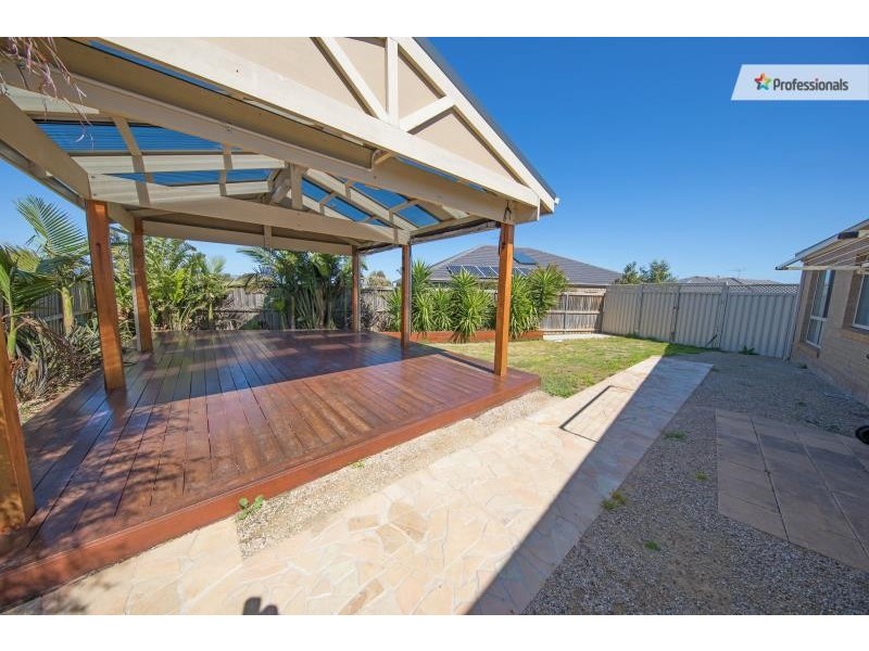 15 Casuarina Court, Melton West VIC 3337