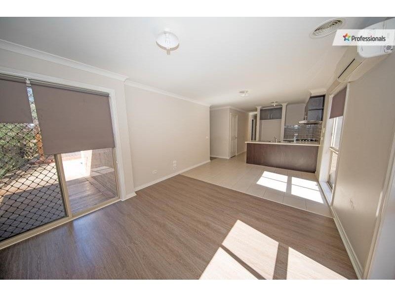 15 Casuarina Court, Melton West VIC 3337