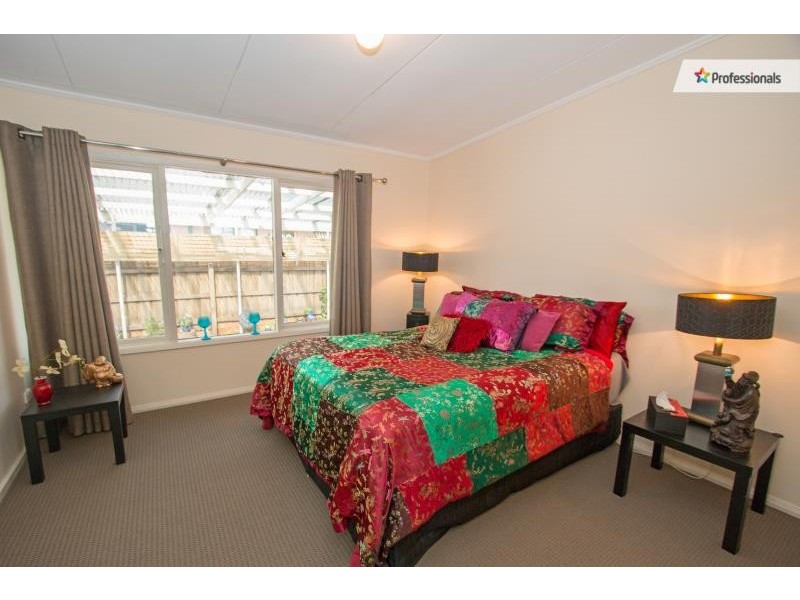 32 Morris Street, Melton South VIC 3338