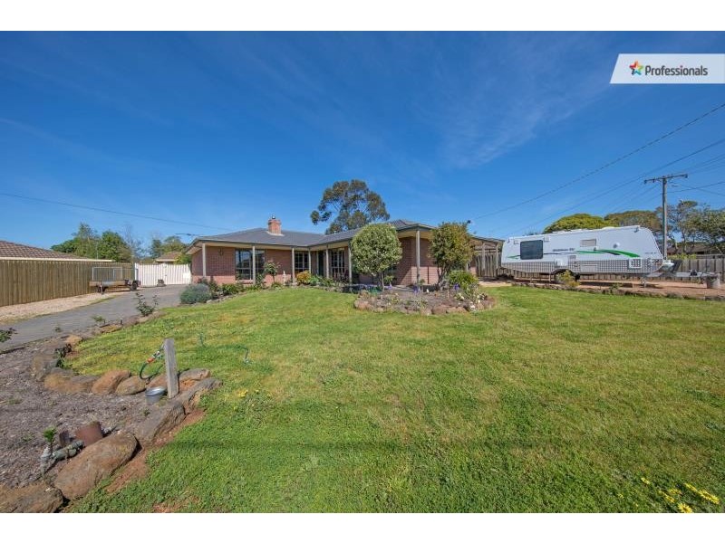 41 Blamey Drive, Melton South VIC 3338