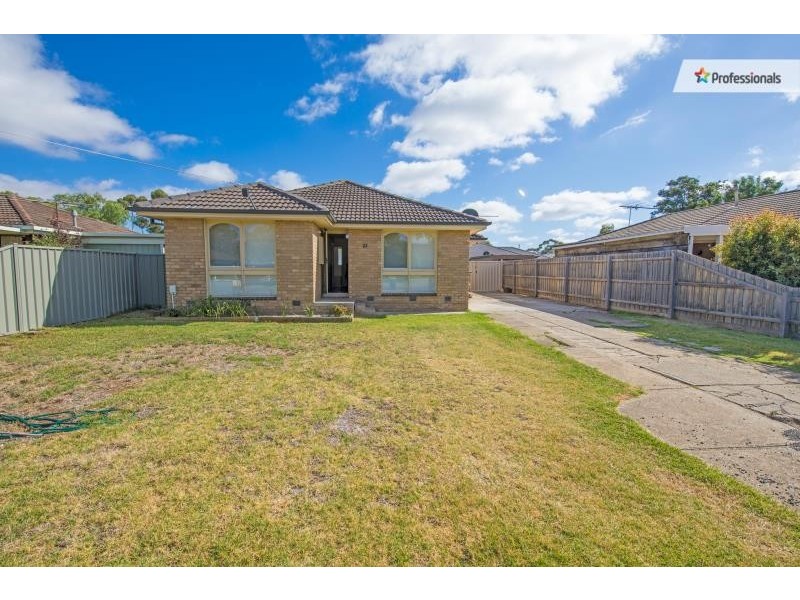 22 Brennan Street, Melton South VIC 3338