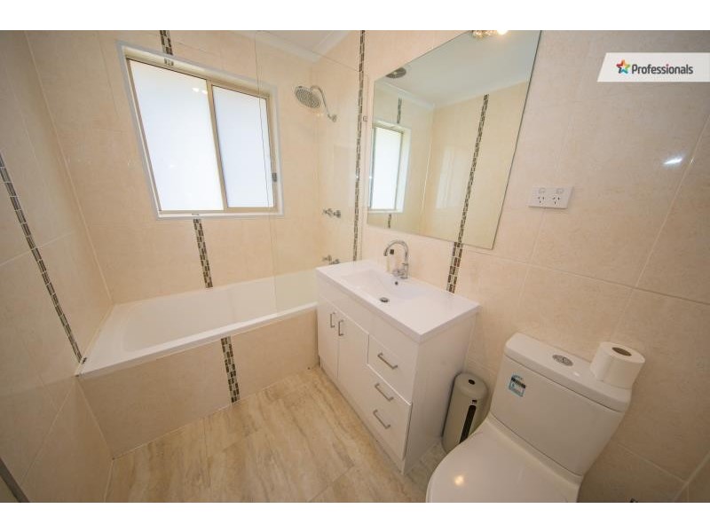 22 Brennan Street, Melton South VIC 3338