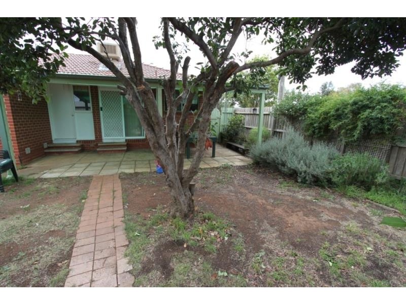 5 Penguin Street, Melton VIC 3337