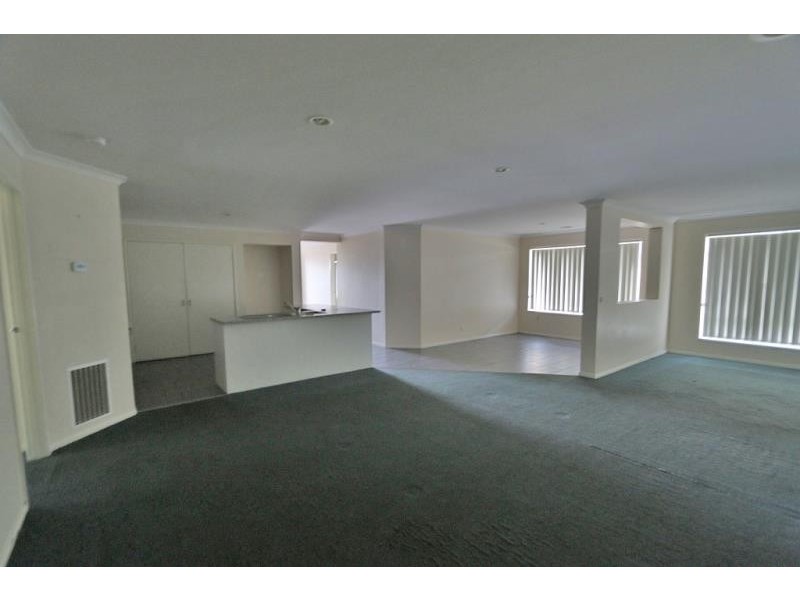 23 Sirius Way, Melton VIC 3337