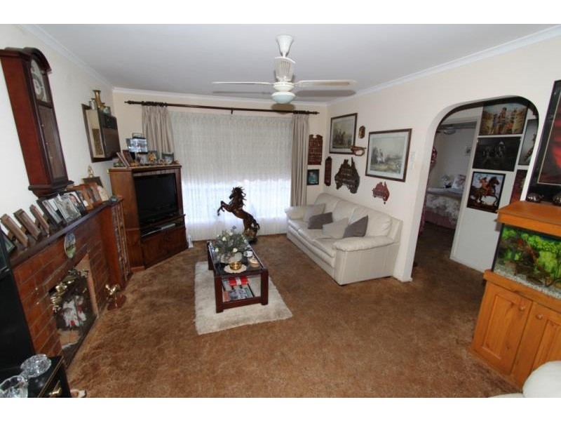 98 Exford Road, Melton South VIC 3338