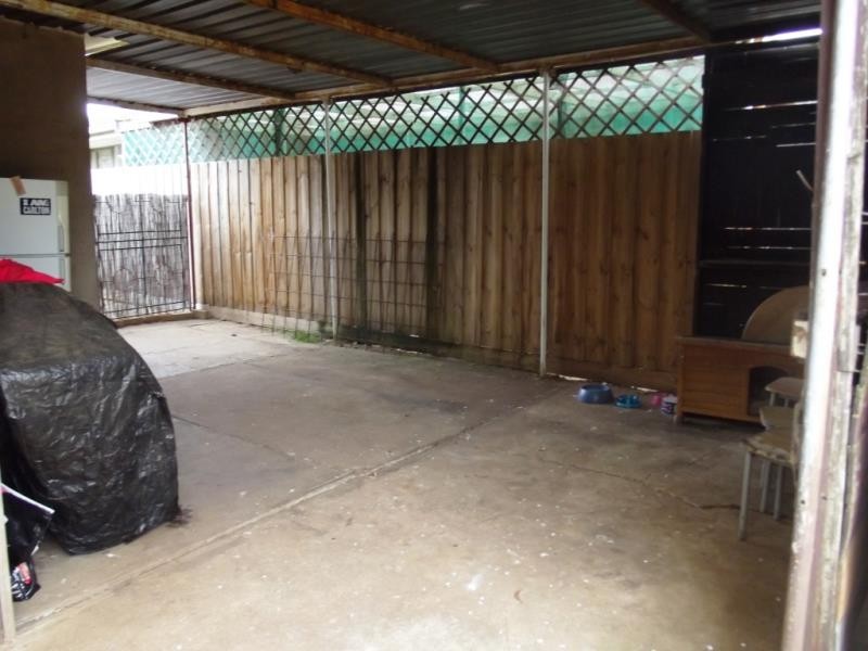 5 Falcon Drive, Melton VIC 3337