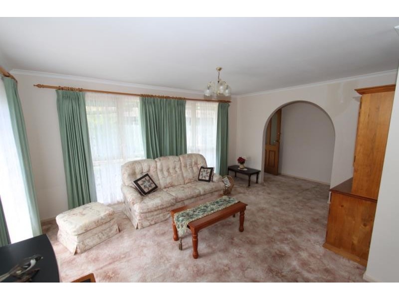 8 Mason Court, Melton VIC 3337