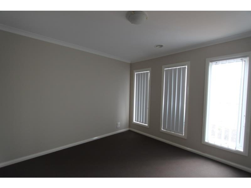 3 Twigrush Place, Brookfield VIC 3338