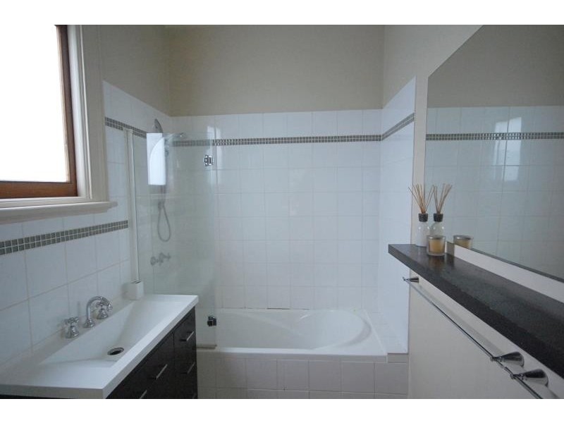 8 Law Street, Launceston TAS 7250