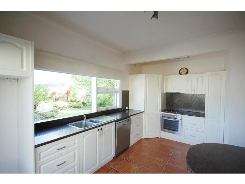 12 Pyenna Avenue, Kings Meadows TAS 7249