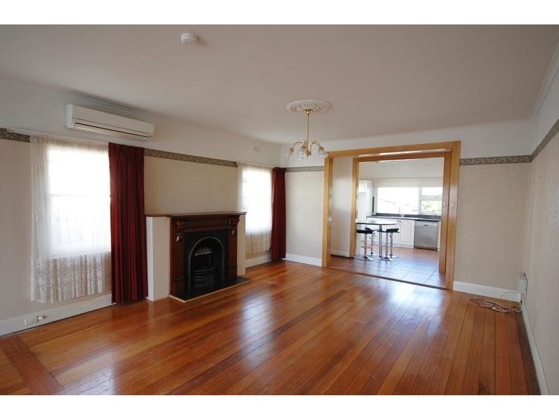 12 Pyenna Avenue, Kings Meadows TAS 7249