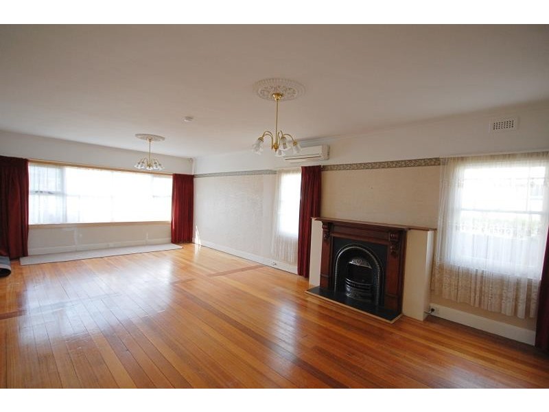 12 Pyenna Avenue, Kings Meadows TAS 7249