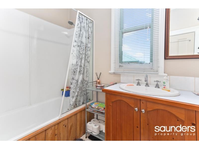 242 Invermay Road, Mowbray TAS 7248