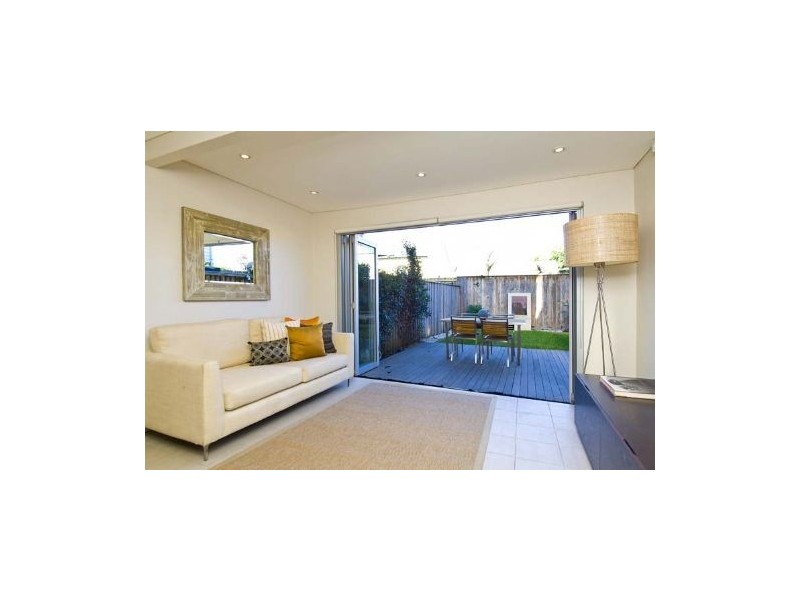 25 Rowntree Street, Balmain NSW 2041