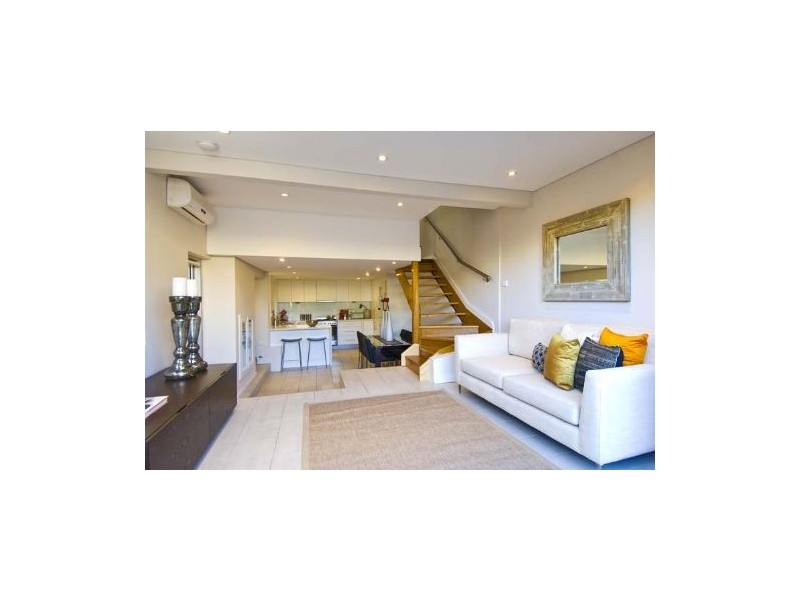 25 Rowntree Street, Balmain NSW 2041