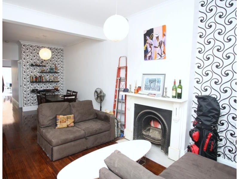 18 Gowrie Street, Erskineville NSW 2043