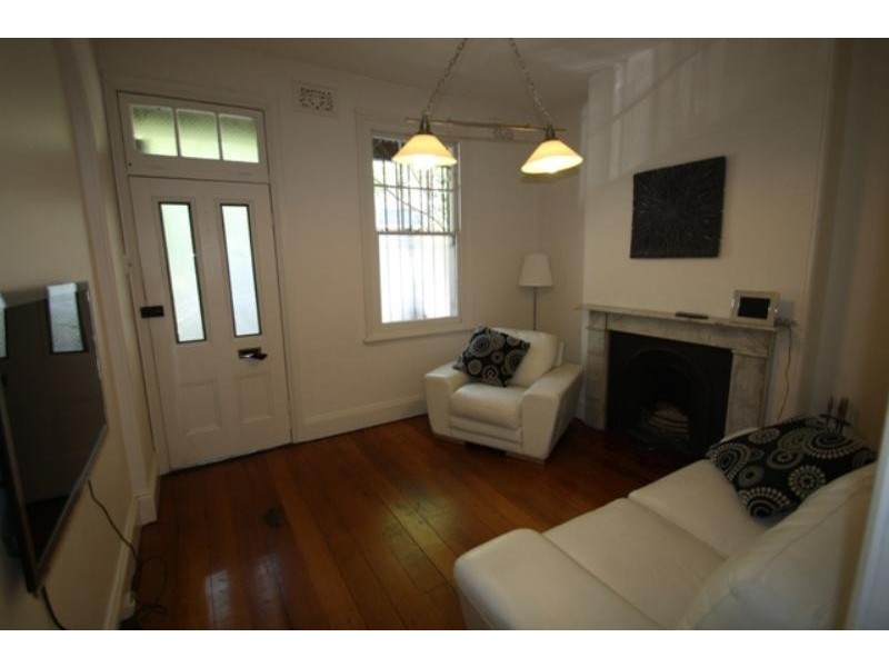 8 Thomas Street, Darlington NSW 2008