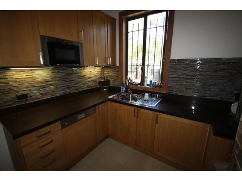 8 Thomas Street, Darlington NSW 2008