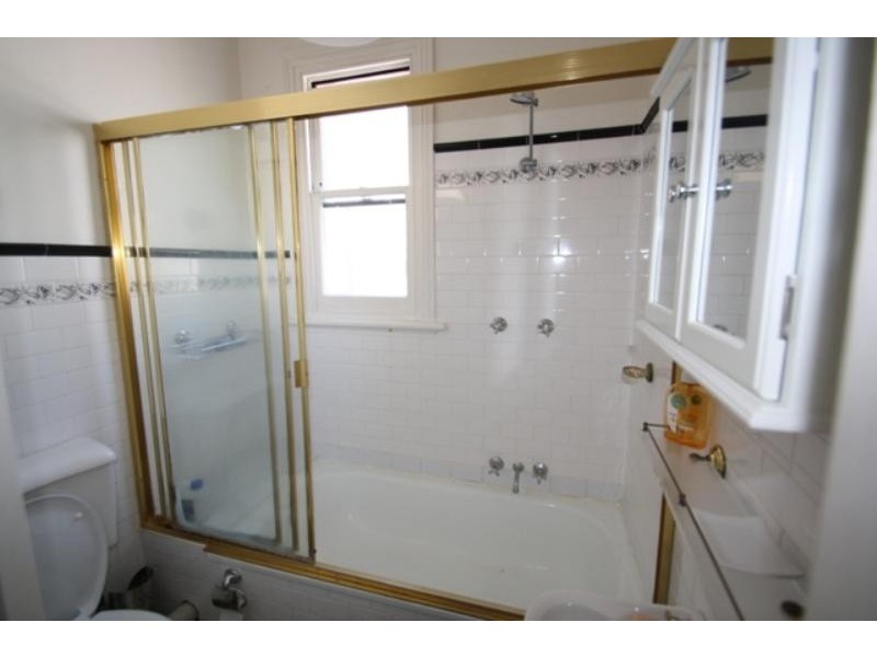 8 Thomas Street, Darlington NSW 2008