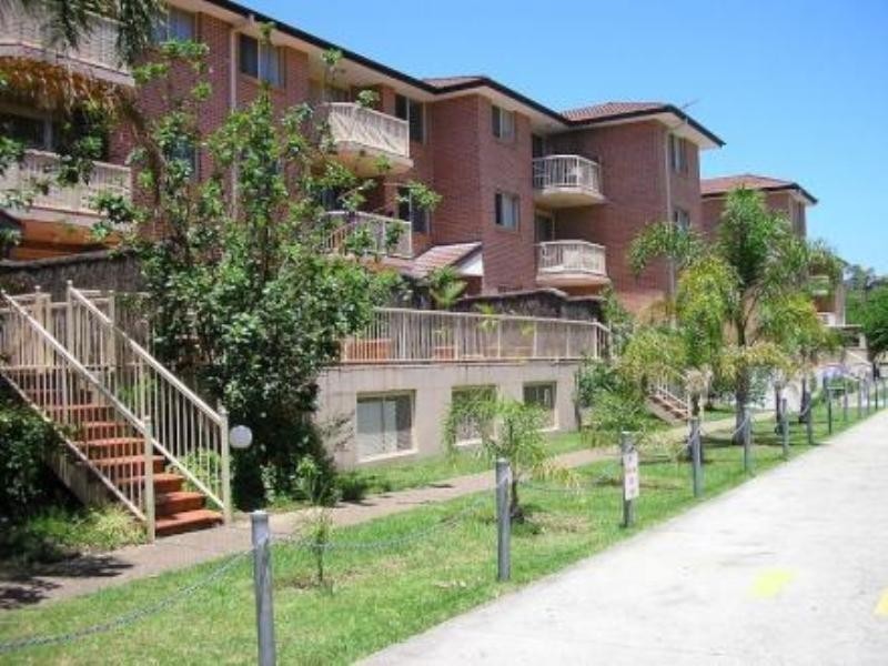 11/3 Hill Street, Marrickville NSW 2204