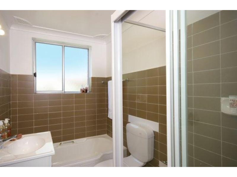 8/19 Priory Road, Waverton NSW 2060