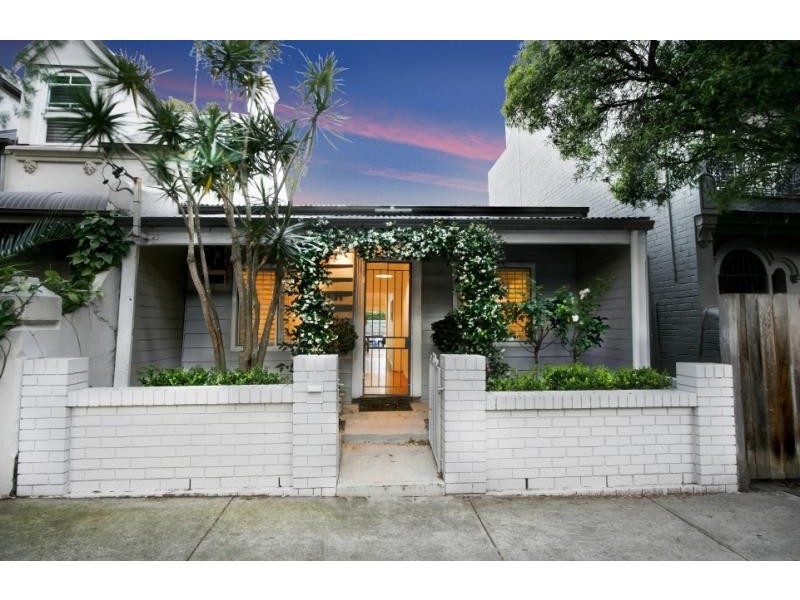 48 Kingsclear Road, Alexandria NSW 2015