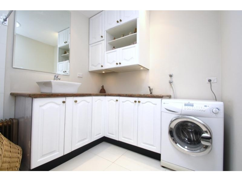 126 Mitchell Road, Alexandria NSW 2015