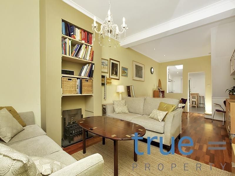 8 Phillips Street, Alexandria NSW 2015