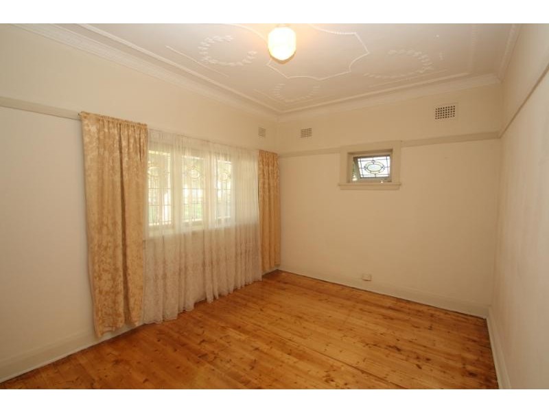 41 Hamel Crescent, Earlwood NSW 2206