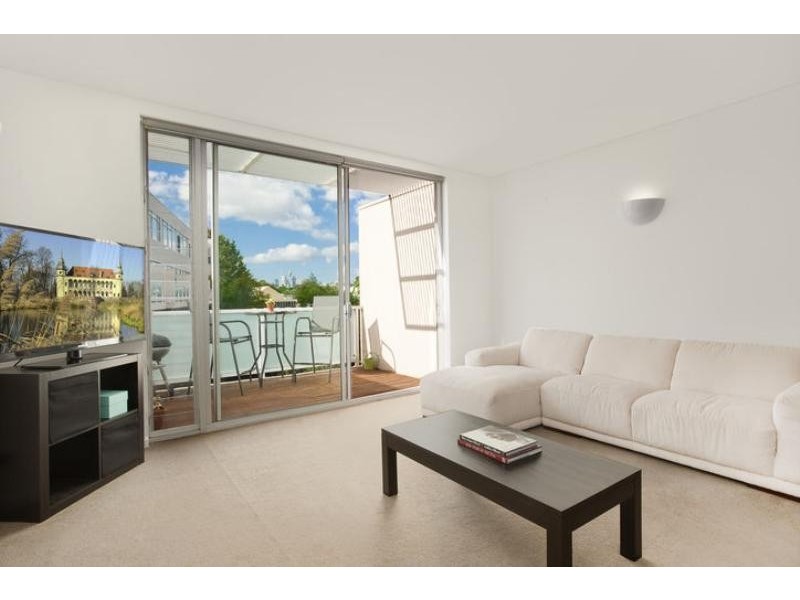 17/21 Coulson Street, Erskineville NSW 2043