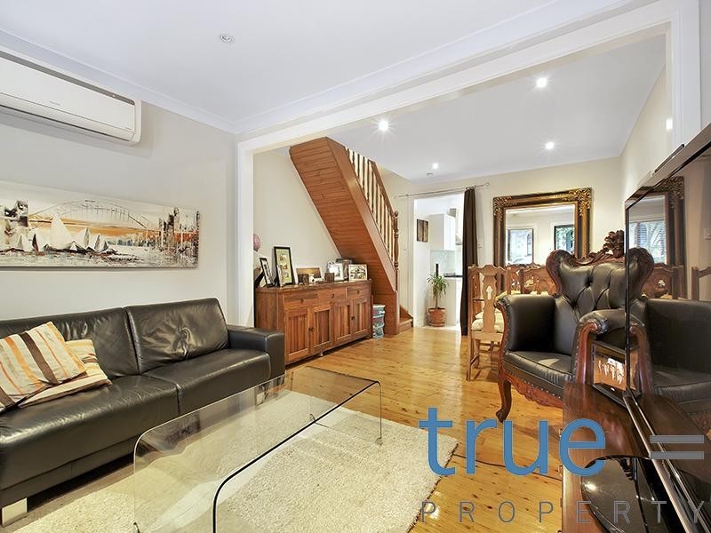 15 John Street, Erskineville NSW 2043