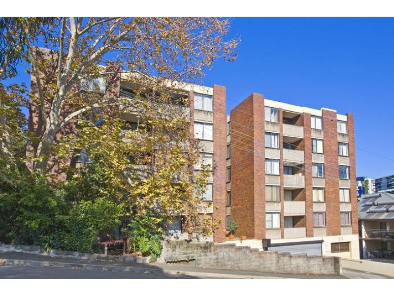 1/211 Wigram Road, Forest Lodge NSW 2037